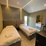 Dion Otel 4*